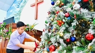 Протестанты объединяют усилия для строительства своей родины.