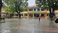 Huế: Nhiều học sinh tiểu học bị nôn ói sau bữa ăn bán trú