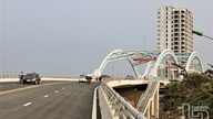 دریائے کاؤ ایک سمت میں پھیلا ہوا ہے۔
