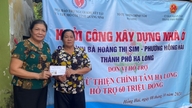 ស្ត្រី​រូប​នេះ​លើក​កម្ពស់​របៀប​រស់នៅ​បៃតង។