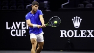 Federer percaya Alcaraz diunggulkan untuk memenangi Piala Laver 2025.