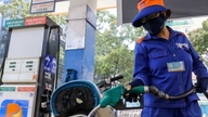 Điều hành xăng dầu năm 2025: Ổn định nguồn cung, linh hoạt giá