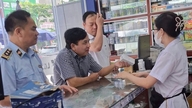Tijdens het Chinees Nieuwjaar van het Paard in 2026 vindt de campagne tegen smokkel en namaakgoederen in de gezondheidszorgsector op zijn hoogtepunt.