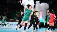 Thanh Thuý toả sáng, Gunma Green Wings tìm lại chiến thắng