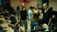 Filem Vietnam tentang penipuan, "Blood Paradise," mengaut keuntungan lebih 60 bilion VND.