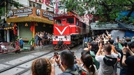 Hanoi schlägt vor, den Zugverkehr auf der Strecke der „Eisenbahncafés“ einzustellen, um die Altstadt zu sanieren und wiederaufzubauen.