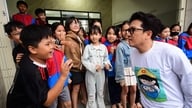 Everyone wants to come to Hoa Thinh.