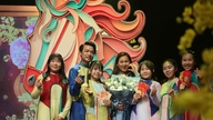 Huu Phuc, Y Nha ואקדמיית Si Si מתמידים בפרס Mai Vang.