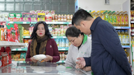 BRG supermarket has stopped selling and recalled all canned goods from Ha Long Company to clarify their quality.
