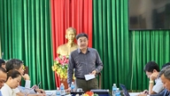 Kumpulan Kerja No. 6 Jawatankuasa Pemandu untuk Kerja Pilihan Raya Wilayah Dak Lak bekerjasama dengan komun dan wad.