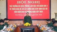 Membangunkan Zon Pertahanan Ekonomi Teluk Tonkin bersempena dengan pertahanan negara dalam situasi baharu.