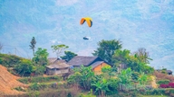 Đưa vào khai thác sản phẩm du lịch Bay dù lượn tại xã Minh Tân