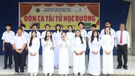 Udvikling af traditionel sydvietnamesisk folkemusik i skoler.
