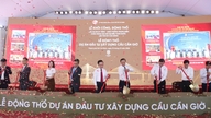 Ho Chi Minh City aloittaa samanaikaisesti keskeisten infrastruktuuri- ja liikennehankkeiden rakennustyöt ja peruskiven muuraustilaisuudet.