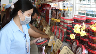 従業員は工場内でテト（旧正月）用品を最大50％割引で購入できる。
