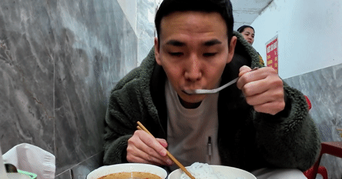 Un plat célèbre d'Hanoï qui, autrefois, rebutait les touristes japonais, avant de le trouver délicieux dix ans plus tard.