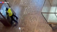 Fransa, Louvre Müzesi'ndeki şok edici hırsızlığın videosunu ilk kez yayınladı.