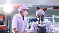 Notícia especial na edição impressa do jornal Hanoi Moi, 20 de janeiro de 2026.