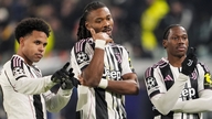 Juventus menghancurkan Napoli 3-0
