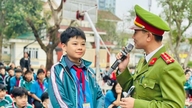 Nghe An: Il numero di studenti che producono, immagazzinano e utilizzano illegalmente petardi è in aumento.