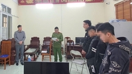 Poliția a reținut un grup de adolescenți care au folosit arme pentru a agresa mai multe persoane în timpul nopții.