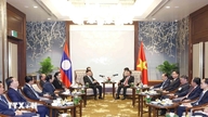 Laos' partis generalsekretær og præsident, Thongloun Sisoulith, og hans kone afslutter deres besøg i Vietnam.