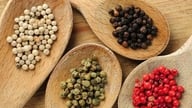 Harga lada hari ini, 30 Januari: Pasar domestik berfluktuasi sekitar 152.000 VND/kg.