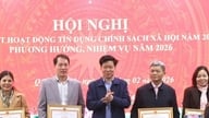 Quang Minh ocenil 18 kolektivů a jednotlivců za jejich práci v oblasti uznání založeného na politice.