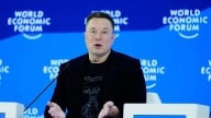 Milliardæren Elon Musk bliver den første person, der overstiger 800 milliarder dollars i nettoformue.