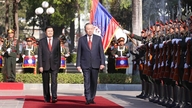 Ceremoni for at byde generalsekretær To Lam velkommen på hans statsbesøg i Laos.