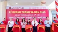 De vestiging van Agribank in Dak Nong verspreidt humanitaire waarden via haar maatschappelijke activiteiten.