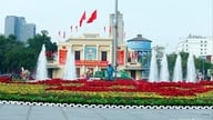 Byen Hai Phong stråler klart for at byde Hestens Månenyår 2026 velkommen.