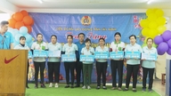 ของขวัญตรุษจีนกว่า 7,600 ชิ้นสำหรับคนงาน