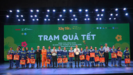 Yder Tet-støtte (månarentår) til 600 sanitetsarbejdere i Da Nang.