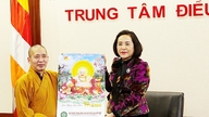 Næstformand for Nationalforsamlingen, Nguyen Thi Thanh, besøger og sender nytårshilsner til centralkomitéen for Vietnams Buddhistiske Forening.