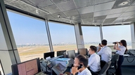 נמל התעופה טאן סון נהאט מקבל בברכה מספר שיא של נוסעים; בקרת התנועה האווירית הפעילה מצב שיא.
