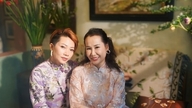 Musikeren Giáng Son samarbejder med Diva Hà Trần om at udgive en musikvideo om Tet (vietnamesisk nytår) i Hanoi.