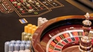 رفضت وزارة المالية اقتراح تخفيض أسعار تذاكر الكازينو للمواطنين الفيتناميين.