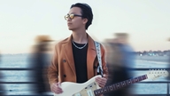 ตวน ฮุง มือกีตาร์วง Buc Tuong เติบโตเป็นผู้ใหญ่และเดินตามรอยเท้าพ่อของเขา โดยปล่อย EP ออกมาก่อนปีใหม่ไม่นาน