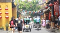Entrépriserne varierer fra 10.000 til 40.000 VND pr. person i Hoi An, My Son og de gamle tårne.