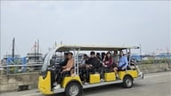 घोड़े के चंद्र नव वर्ष के पहले दिन से ही क्वांग निन्ह में पर्यटन फल-फूल रहा है।