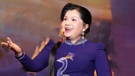 Tu Suong ศิลปิน Cai Luong พูดถึงการถูกเปรียบเทียบกับ Que Tran และ Trinh Trinh