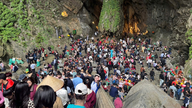 Quase 25.000 peregrinos visitaram o Pagode Huong.