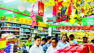 Berdiri berdampingan dengan Vietnam
