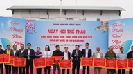 Bát Tràng khai mạc giải thể thao truyền thống “Mừng Đảng - mừng xuân Bính Ngọ”