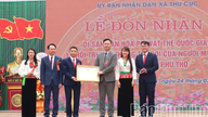 Modtagelse af status som national immateriel kulturarv for Tet Doi-festivalen for Muong-folket i Thu Cuc kommune.