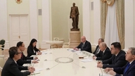 Lam főtitkárának különmegbízottja találkozik Putyin orosz elnökkel.