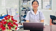 «ផ្កា» បញ្ចេញក្លិនក្រអូបរបស់វាដោយស្ងៀមស្ងាត់នៅច្រកទ្វារស្ថានសួគ៌។