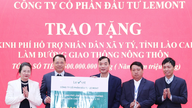 La empresa Lemont Investment Joint Stock Company donó 500 millones de VND para apoyar al municipio de Y Tý en la construcción de carreteras.