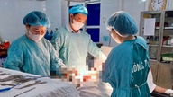 La mujer tenía un fibroma uterino del tamaño de un pomelo.